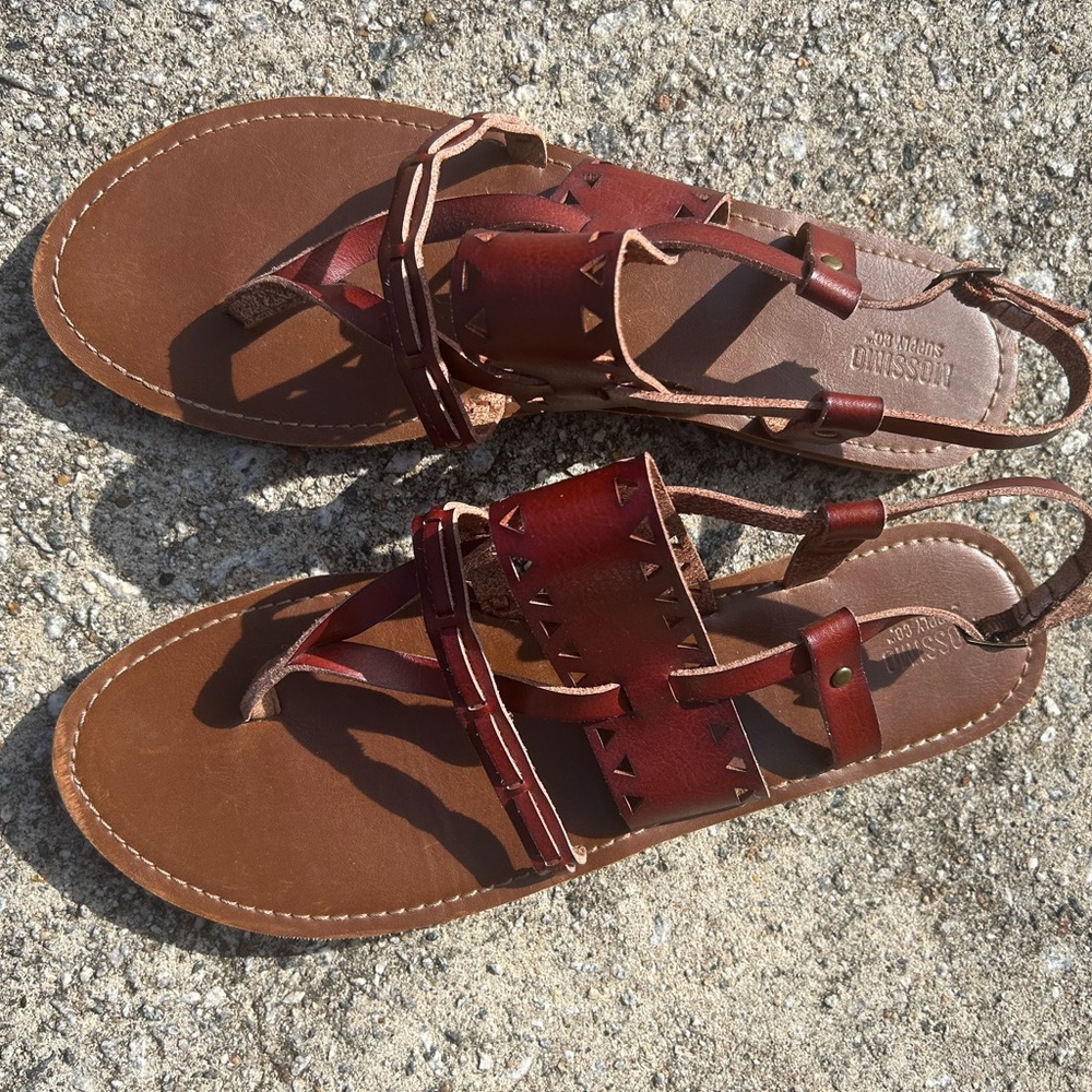 Womens brown sandals size 11